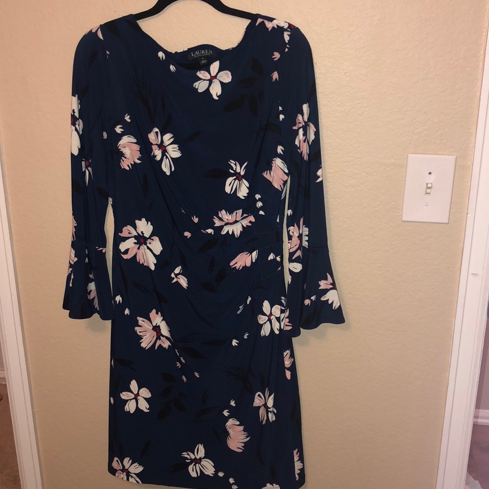 Ralph Lauren - Floral bell sleeve dress ‼️‼️⁉️⁉️